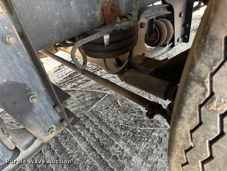 image for item DW4355 2006 International 5500i ready mix truck