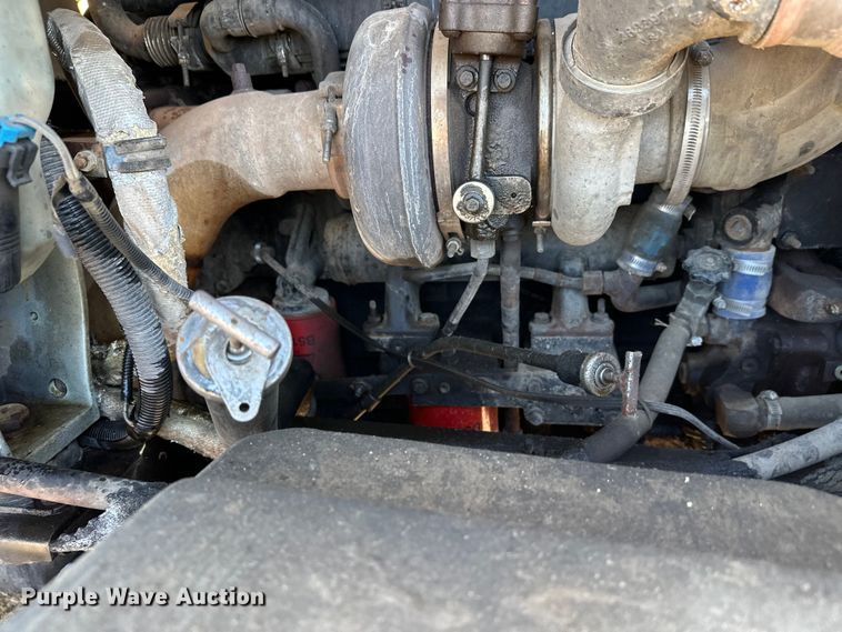 image for item DW4355 2006 International 5500i ready mix truck