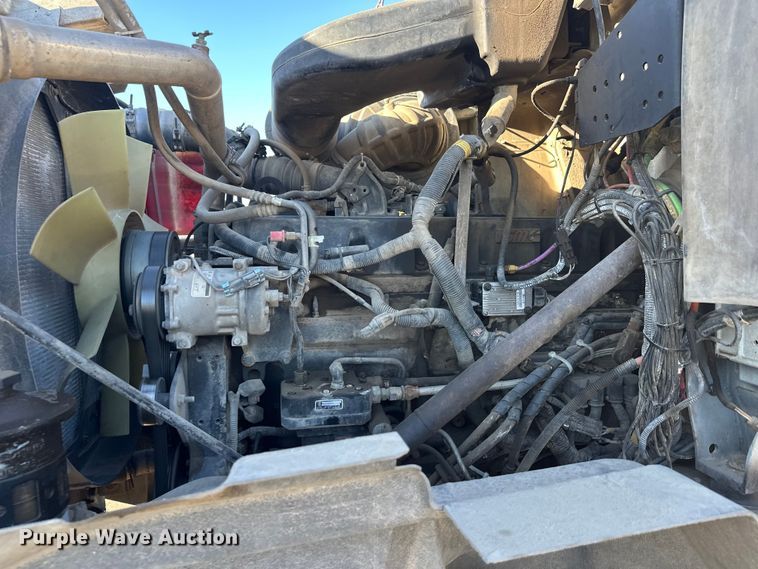 image for item DW4355 2006 International 5500i ready mix truck