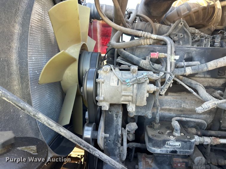 image for item DW4355 2006 International 5500i ready mix truck