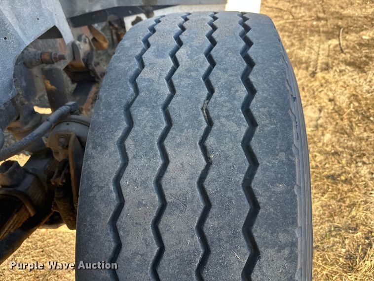 image for item DW4355 2006 International 5500i ready mix truck