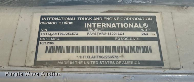 image for item DW4355 2006 International 5500i ready mix truck