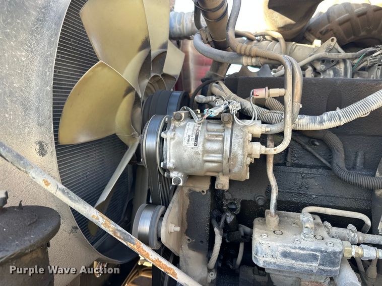 image for item DW4356 2005 International 5500i ready mix truck