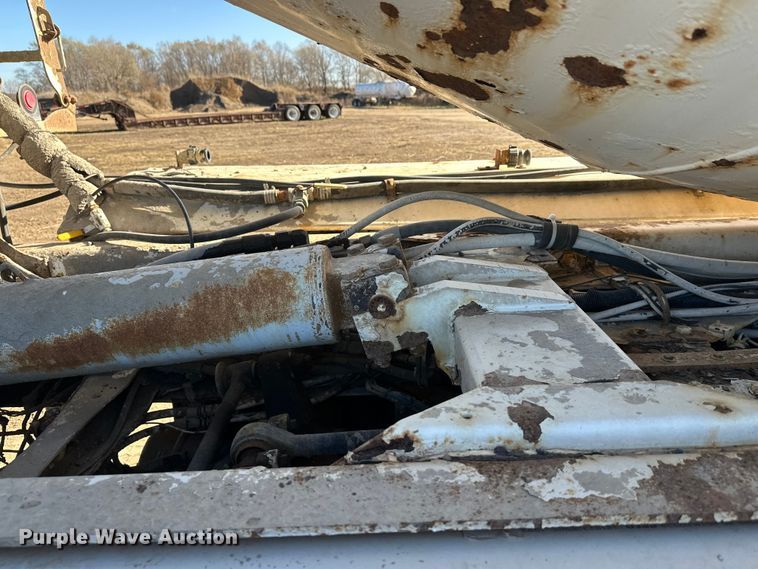 image for item DW4358 2006 Sterling L-Line ready mix truck