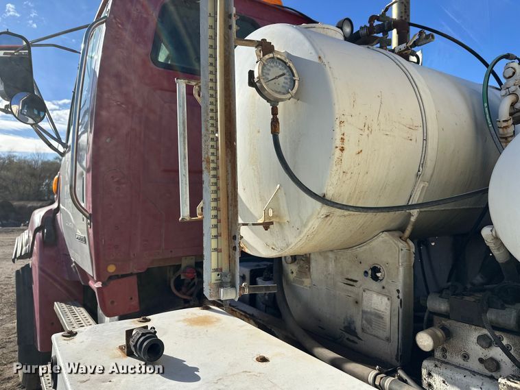 image for item DW4358 2006 Sterling L-Line ready mix truck