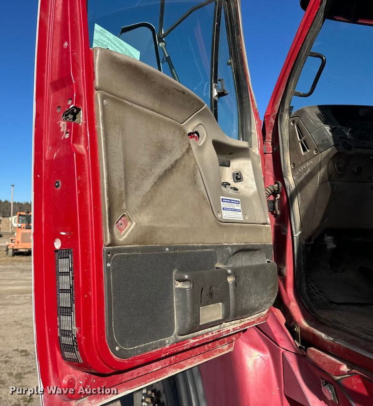 image for item DW4358 2006 Sterling L-Line ready mix truck