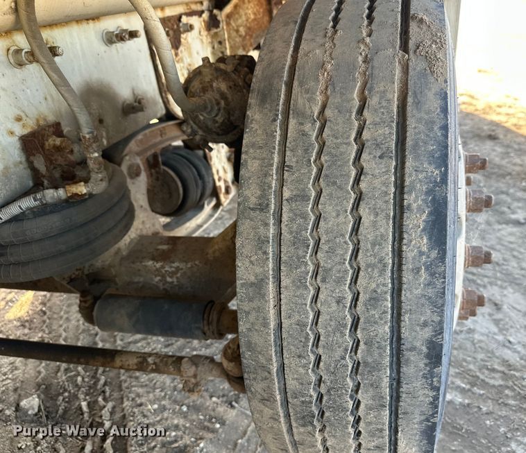 image for item DW4358 2006 Sterling L-Line ready mix truck