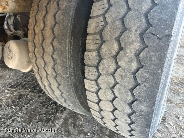 image for item DW4358 2006 Sterling L-Line ready mix truck