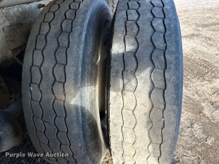 image for item DW4358 2006 Sterling L-Line ready mix truck