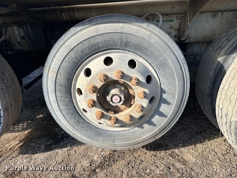 image for item DW4358 2006 Sterling L-Line ready mix truck