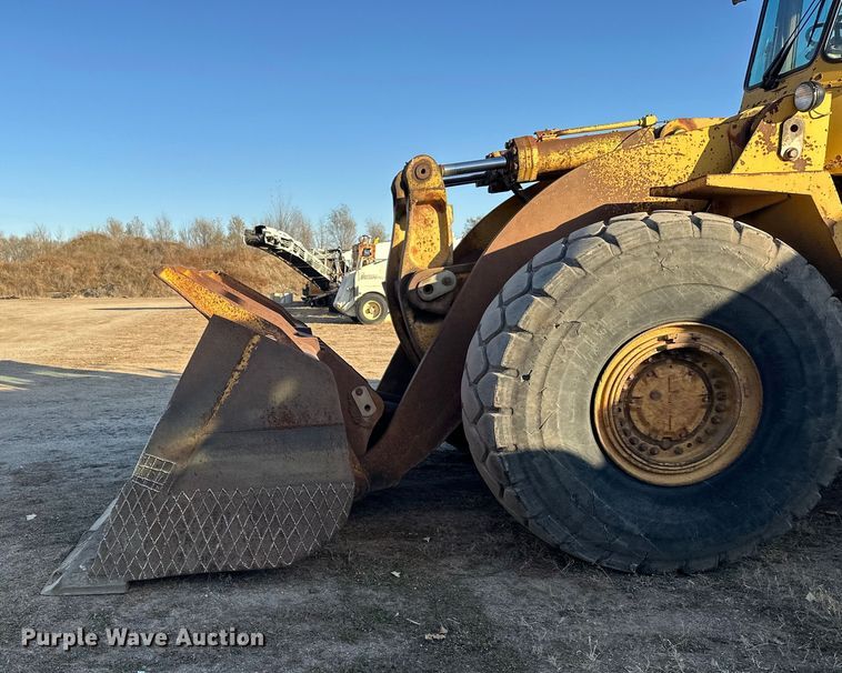 image for item DW4359 1985 Caterpillar 980C wheel loader