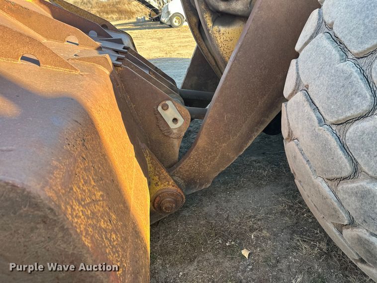 image for item DW4359 1985 Caterpillar 980C wheel loader