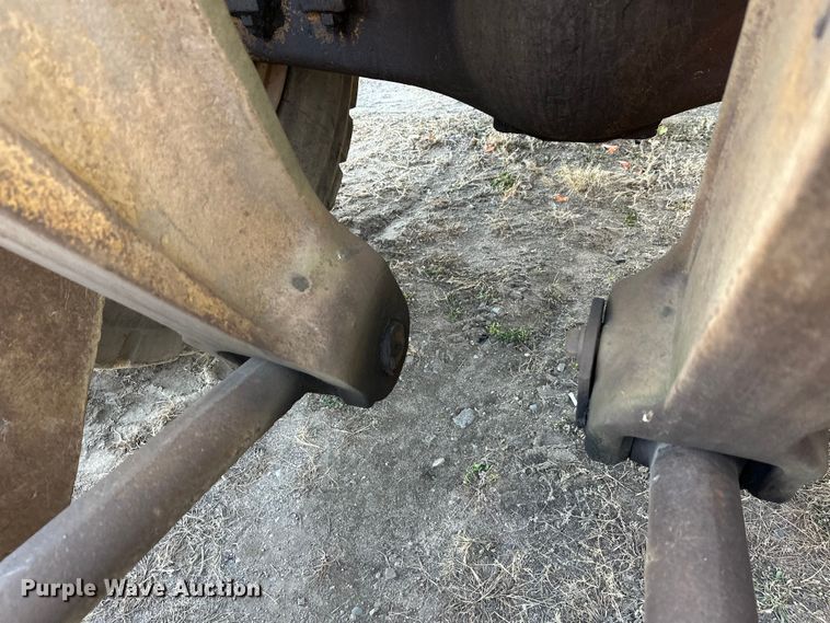 image for item DW4359 1985 Caterpillar 980C wheel loader