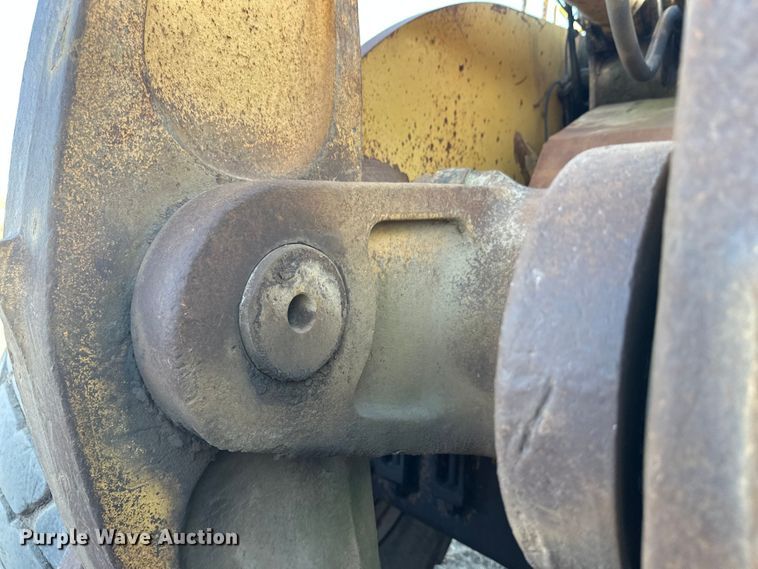 image for item DW4359 1985 Caterpillar 980C wheel loader