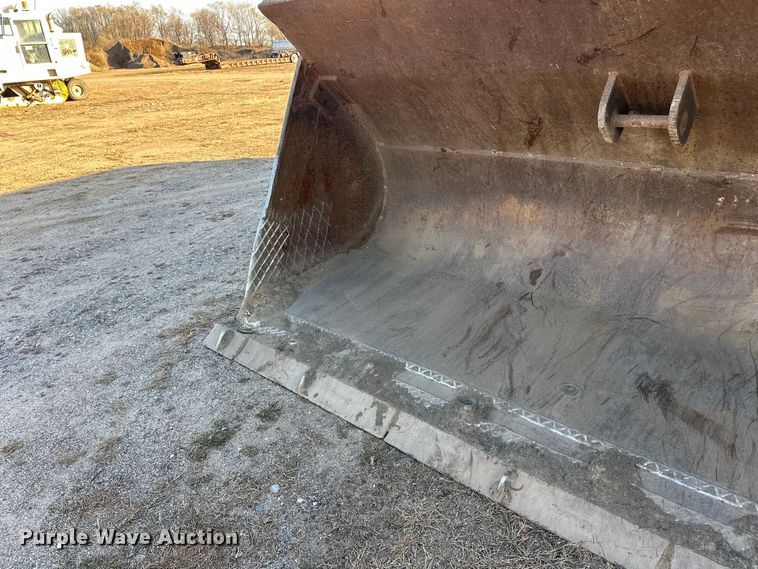 image for item DW4359 1985 Caterpillar 980C wheel loader