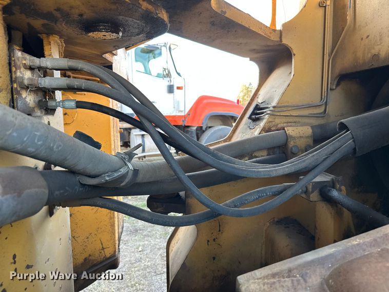 image for item DW4359 1985 Caterpillar 980C wheel loader