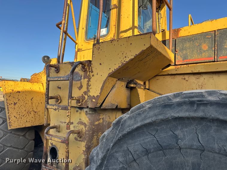 image for item DW4359 1985 Caterpillar 980C wheel loader