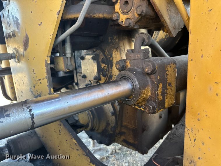 image for item DW4359 1985 Caterpillar 980C wheel loader