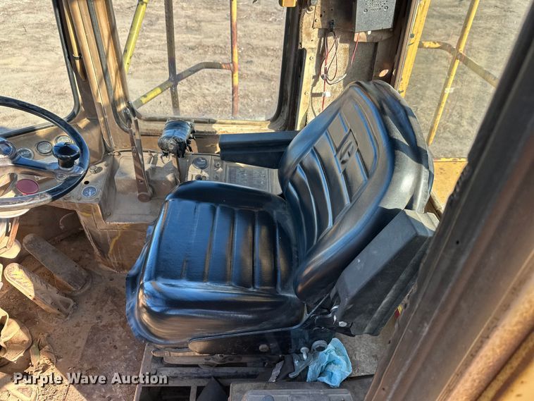 image for item DW4359 1985 Caterpillar 980C wheel loader