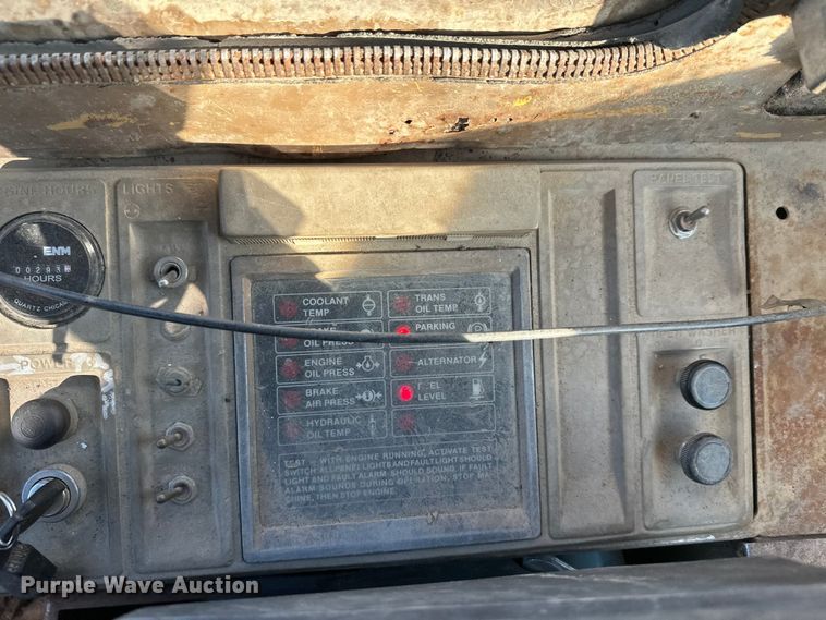 image for item DW4359 1985 Caterpillar 980C wheel loader