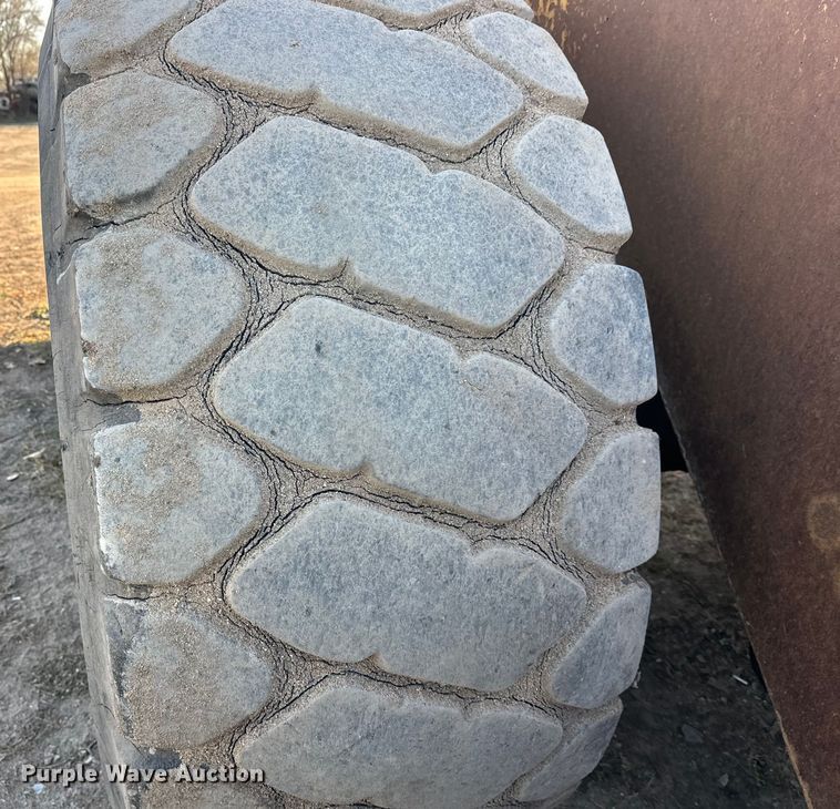 image for item DW4359 1985 Caterpillar 980C wheel loader