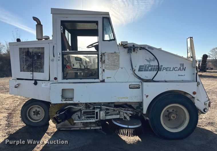 image for item DW4360 Elgin Pelican street sweeper