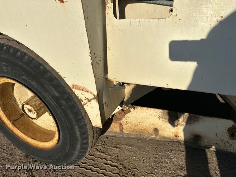 image for item DW4360 Elgin Pelican street sweeper