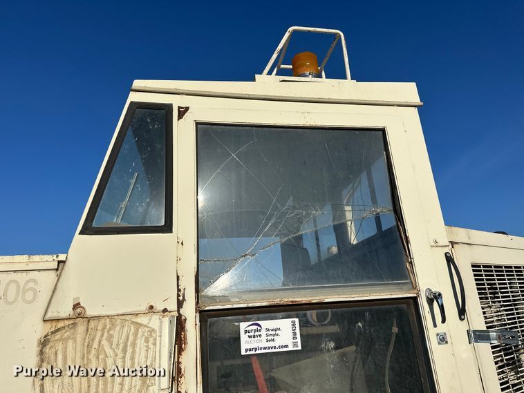 image for item DW4360 Elgin Pelican street sweeper