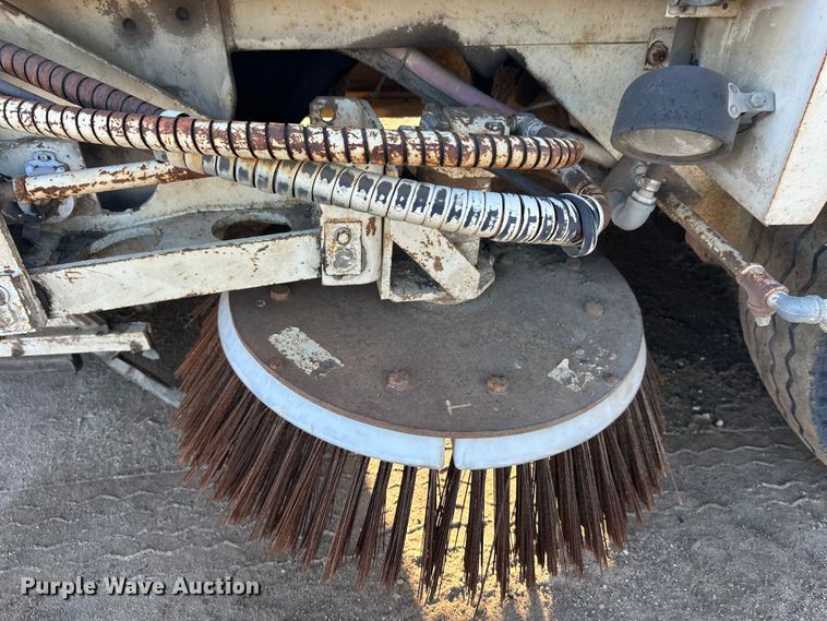 image for item DW4360 Elgin Pelican street sweeper