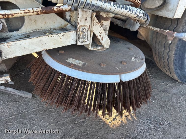 image for item DW4360 Elgin Pelican street sweeper