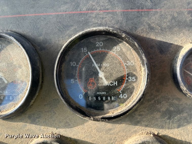 image for item DW4360 Elgin Pelican street sweeper