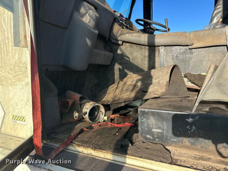 image for item DW4360 Elgin Pelican street sweeper