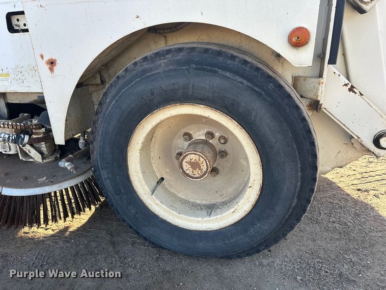 image for item DW4360 Elgin Pelican street sweeper