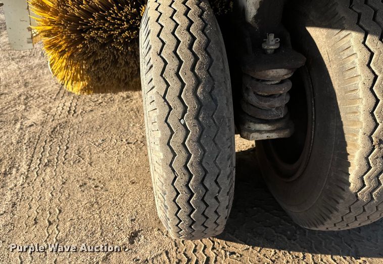 image for item DW4360 Elgin Pelican street sweeper