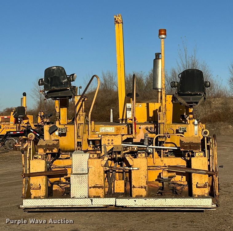 image for item DW4364 1998 Blaw Knox PF-3200 paver