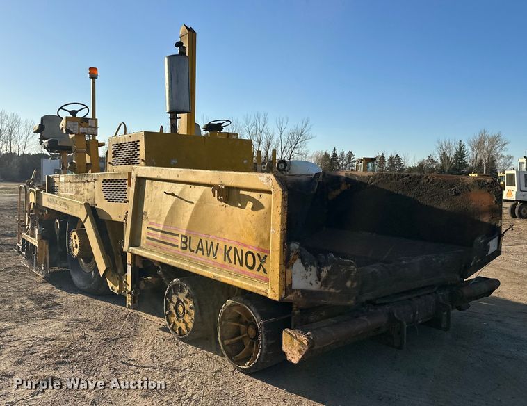 image for item DW4364 1998 Blaw Knox PF-3200 paver