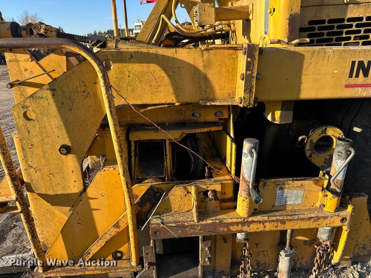 image for item DW4364 1998 Blaw Knox PF-3200 paver