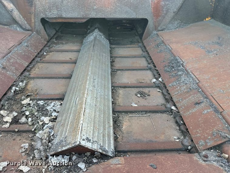 image for item DW4364 1998 Blaw Knox PF-3200 paver