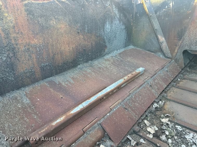 image for item DW4364 1998 Blaw Knox PF-3200 paver