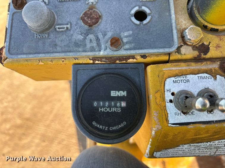 image for item DW4364 1998 Blaw Knox PF-3200 paver