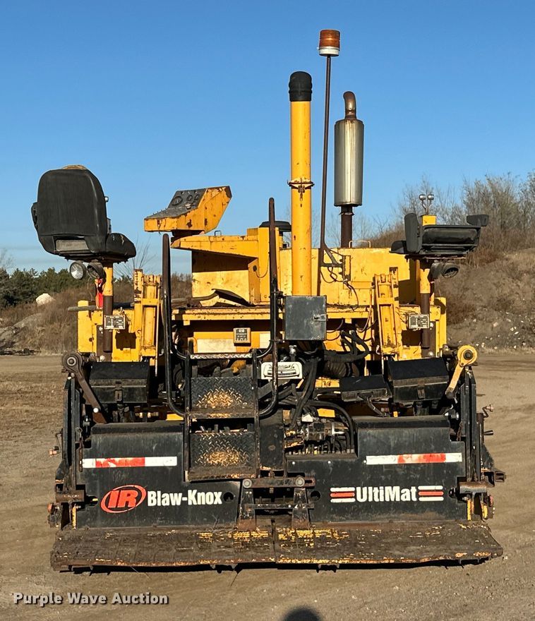 image for item DW4365 2001 Blaw Knox PF-4410 paver