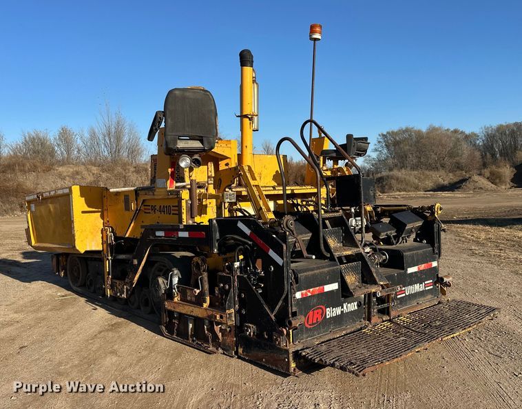 image for item DW4365 2001 Blaw Knox PF-4410 paver