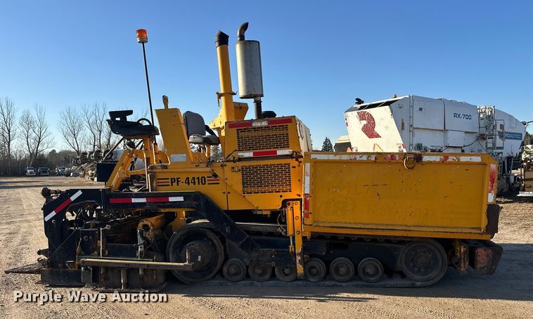 image for item DW4365 2001 Blaw Knox PF-4410 paver