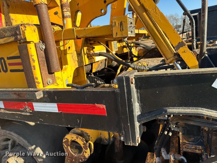 image for item DW4365 2001 Blaw Knox PF-4410 paver