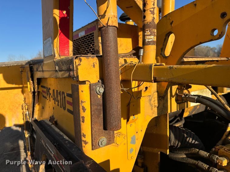 image for item DW4365 2001 Blaw Knox PF-4410 paver