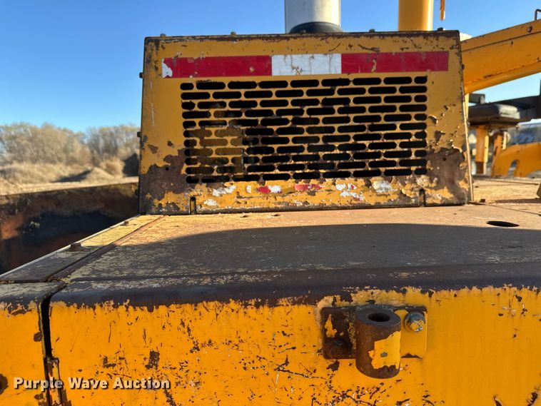 image for item DW4365 2001 Blaw Knox PF-4410 paver