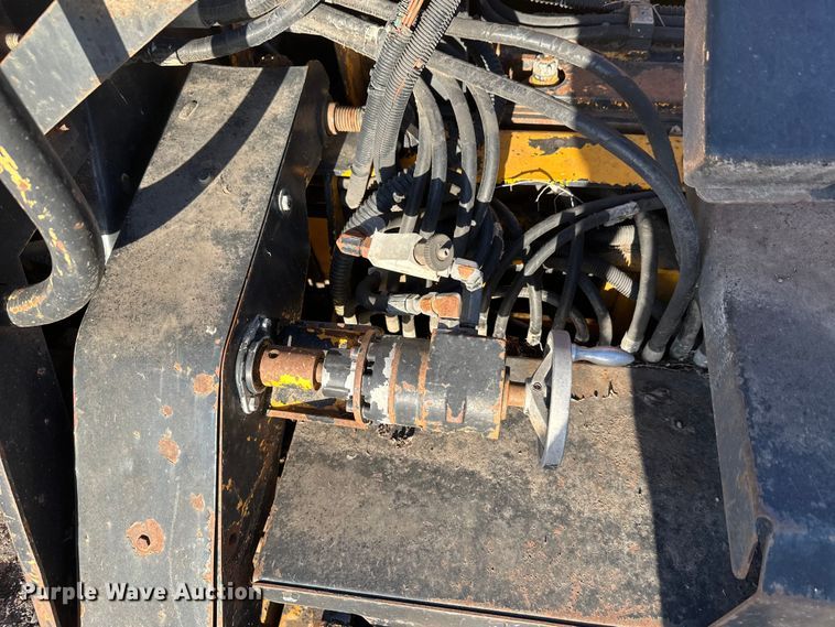 image for item DW4365 2001 Blaw Knox PF-4410 paver