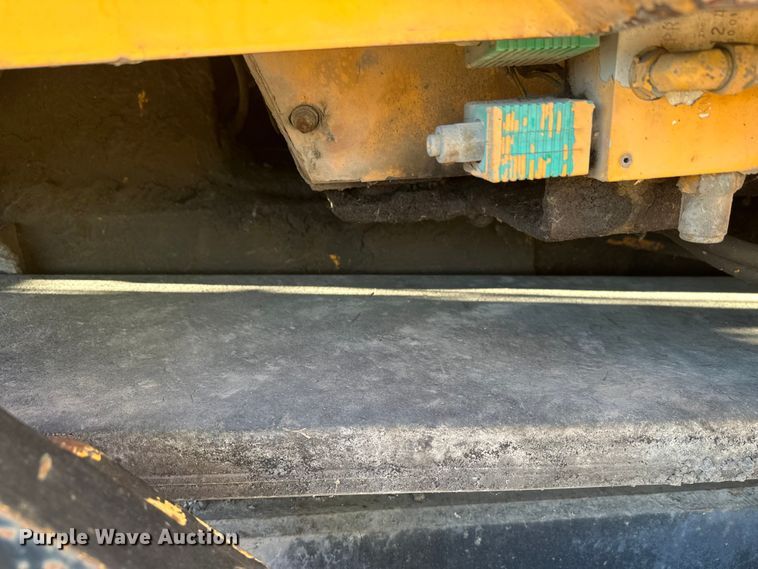 image for item DW4365 2001 Blaw Knox PF-4410 paver