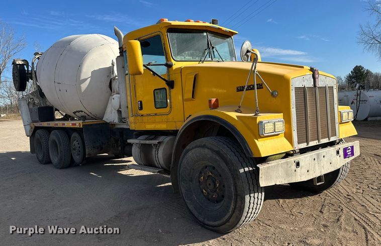 image for item DW4368 2004 Kenworth W900 ready mix truck