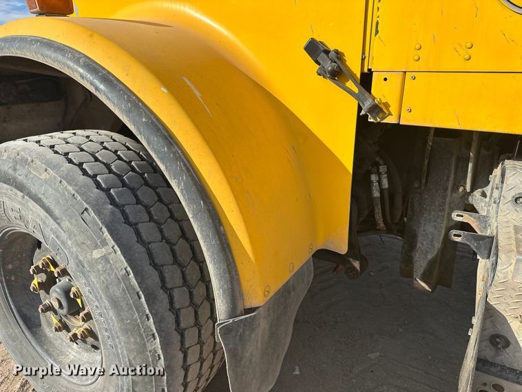 image for item DW4368 2004 Kenworth W900 ready mix truck